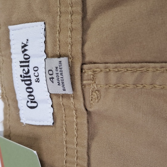 Good fellow & Co. Beige Cargo Shorts Men's Size 40 Inseam 11" - Picture 9 of 11